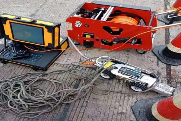 南城CCTV管道检测机器人